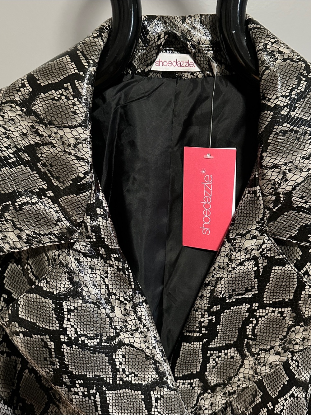 Ladies Shoedazzle faux leather reptile print blazer NWT - Picture 3 of 7